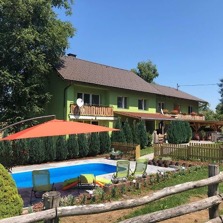 Pannonia Appartmenthaus Sankt Kanzian am Klopeiner See Esterno foto